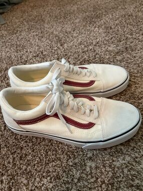 Classic Vans White Canvas Sneakers with Red Side Stripe Women’s 9.5